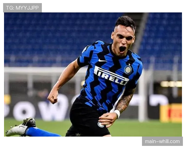 暖心一幕：对手球员搀扶抽筋的洛里昂老将布安加下场